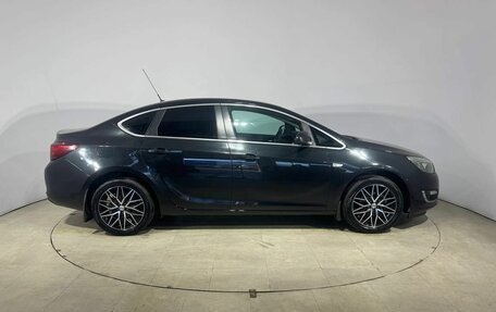 Opel Astra J, 2014 год, 1 000 000 рублей, 5 фотография