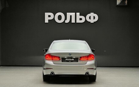 BMW 5 серия, 2019 год, 3 650 000 рублей, 6 фотография