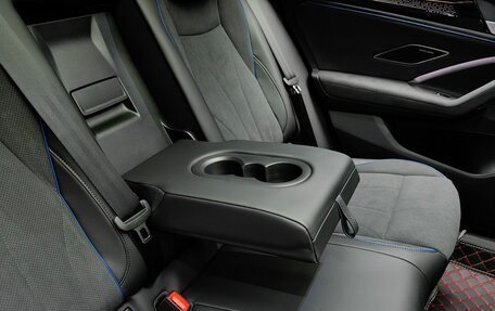 Volkswagen Tiguan, 2025 год, 5 200 000 рублей, 40 фотография