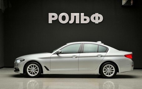 BMW 5 серия, 2019 год, 3 650 000 рублей, 3 фотография