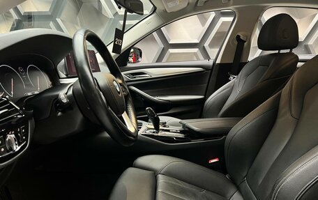 BMW 5 серия, 2019 год, 3 650 000 рублей, 15 фотография
