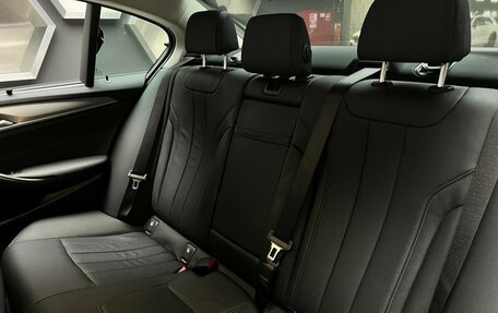 BMW 5 серия, 2019 год, 3 650 000 рублей, 23 фотография