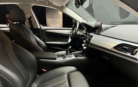 BMW 5 серия, 2019 год, 3 650 000 рублей, 16 фотография