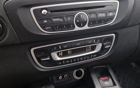 Renault Scenic III, 2010 год, 699 000 рублей, 2 фотография