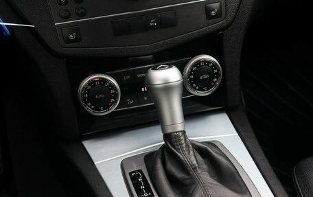 Mercedes-Benz C-Класс, 2010 год, 950 000 рублей, 13 фотография