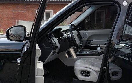 Land Rover Range Rover IV рестайлинг, 2014 год, 3 099 000 рублей, 3 фотография