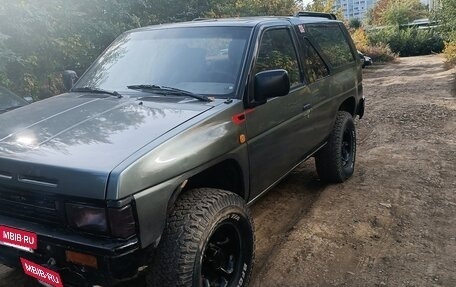 Nissan Patrol, 1988 год, 420 000 рублей, 2 фотография