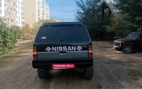 Nissan Patrol, 1988 год, 420 000 рублей, 4 фотография