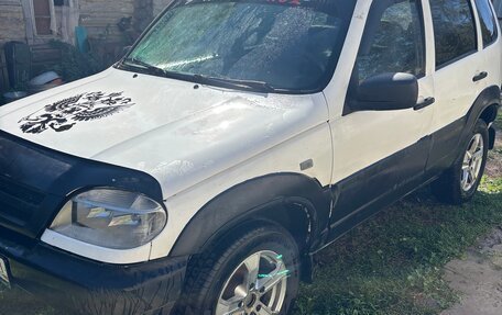 Chevrolet Niva I рестайлинг, 2003 год, 210 000 рублей, 10 фотография