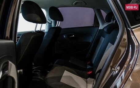 Volkswagen Polo VI (EU Market), 2013 год, 650 000 рублей, 12 фотография