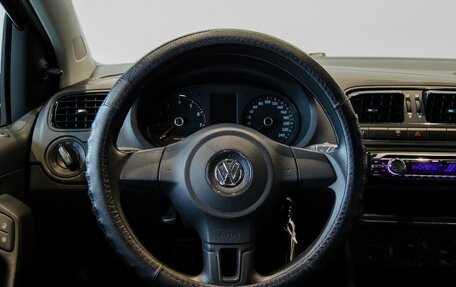Volkswagen Polo VI (EU Market), 2013 год, 650 000 рублей, 14 фотография