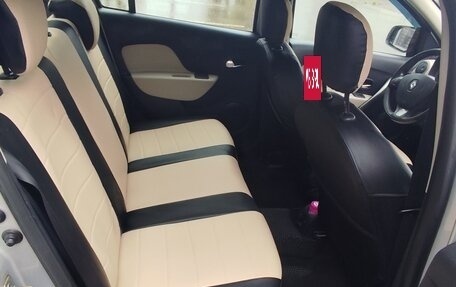 Renault Logan II, 2014 год, 550 000 рублей, 10 фотография