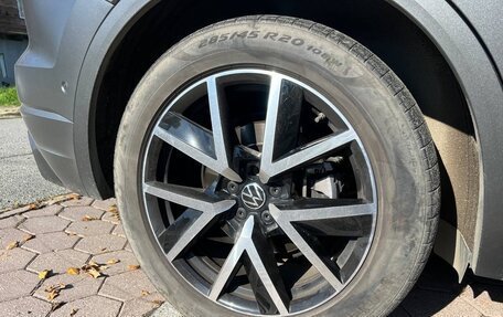 Volkswagen Touareg III, 2021 год, 5 950 000 рублей, 8 фотография