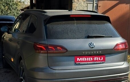 Volkswagen Touareg III, 2021 год, 5 950 000 рублей, 2 фотография