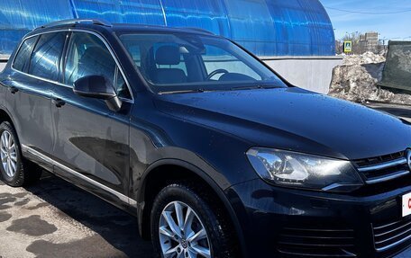 Volkswagen Touareg III, 2014 год, 2 530 000 рублей, 3 фотография