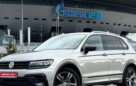 Volkswagen Tiguan II, 2019 год, 2 780 000 рублей, 2 фотография