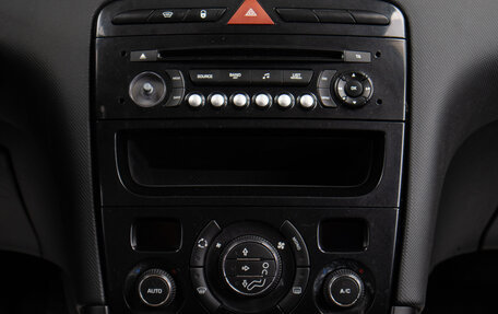 Peugeot 408 I рестайлинг, 2013 год, 579 000 рублей, 10 фотография