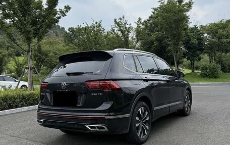 Volkswagen Tiguan II, 2022 год, 2 790 000 рублей, 3 фотография