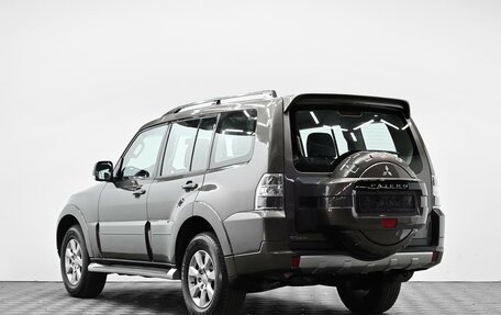Mitsubishi Pajero IV, 2014 год, 1 845 000 рублей, 3 фотография