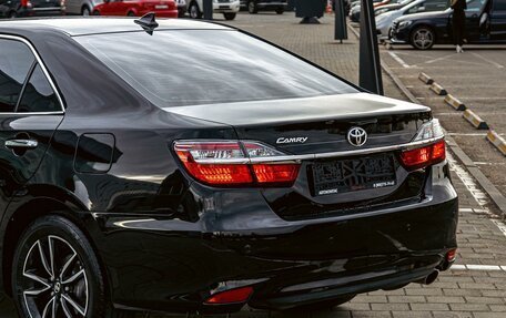 Toyota Camry, 2017 год, 1 795 000 рублей, 10 фотография