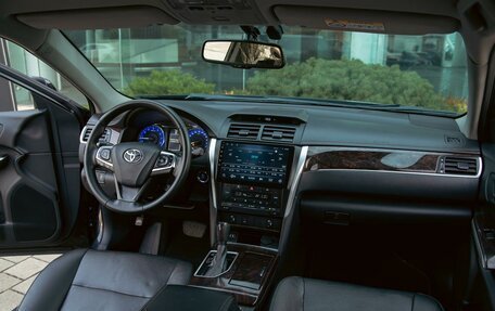 Toyota Camry, 2017 год, 1 795 000 рублей, 16 фотография