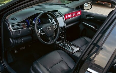 Toyota Camry, 2017 год, 1 795 000 рублей, 13 фотография