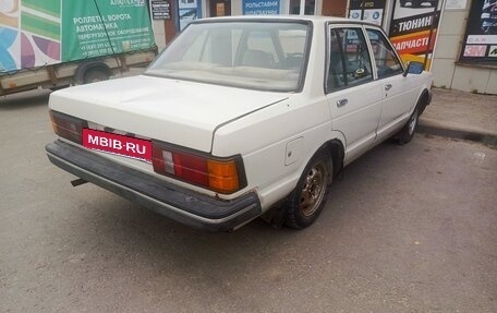 Nissan Bluebird VIII, 1983 год, 250 000 рублей, 3 фотография