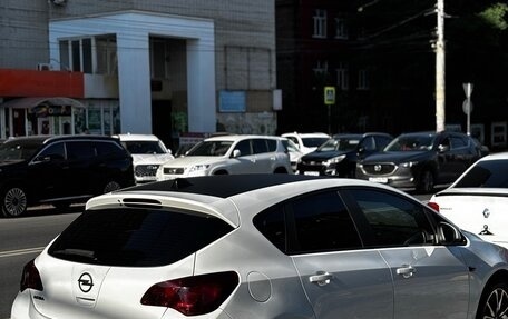 Opel Astra J, 2011 год, 779 999 рублей, 22 фотография