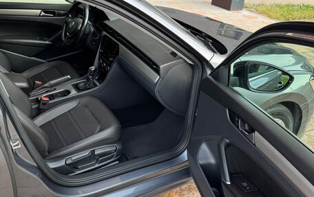 Volkswagen Passat B8 рестайлинг, 2020 год, 2 200 000 рублей, 9 фотография