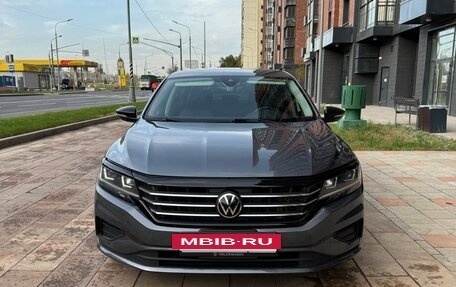 Volkswagen Passat B8 рестайлинг, 2020 год, 2 200 000 рублей, 3 фотография