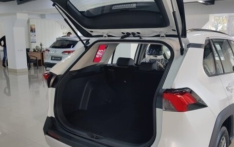 Toyota RAV4, 2025 год, 4 420 000 рублей, 13 фотография