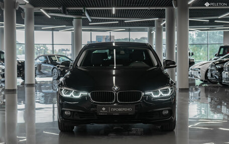 BMW 3 серия, 2017 год, 2 340 000 рублей, 3 фотография