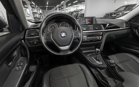 BMW 3 серия, 2017 год, 2 340 000 рублей, 7 фотография
