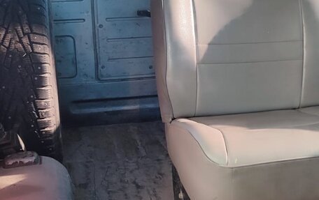 Toyota HiAce H100, 1997 год, 400 000 рублей, 12 фотография