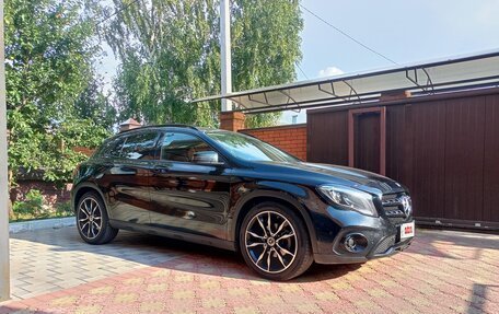 Mercedes-Benz GLA, 2019 год, 3 800 000 рублей, 1 фотография