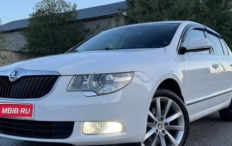 Skoda Superb III рестайлинг, 2012 год, 1 045 000 рублей, 1 фотография
