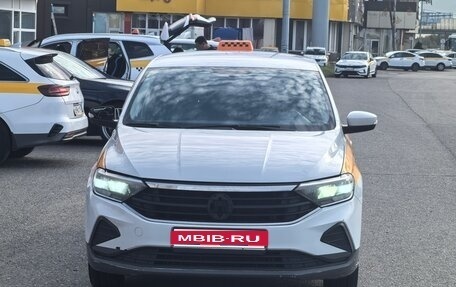 Volkswagen Polo VI (EU Market), 2021 год, 850 000 рублей, 1 фотография