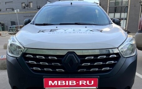 Renault Dokker, 2018 год, 850 000 рублей, 3 фотография