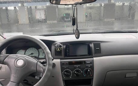 Toyota Corolla, 2002 год, 600 000 рублей, 5 фотография