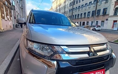 Mitsubishi Outlander III рестайлинг 3, 2016 год, 1 699 000 рублей, 1 фотография