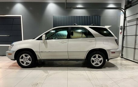 Lexus RX IV рестайлинг, 2000 год, 850 000 рублей, 2 фотография