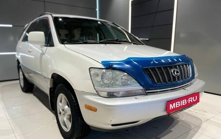 Lexus RX IV рестайлинг, 2000 год, 850 000 рублей, 8 фотография