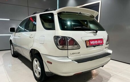 Lexus RX IV рестайлинг, 2000 год, 850 000 рублей, 3 фотография