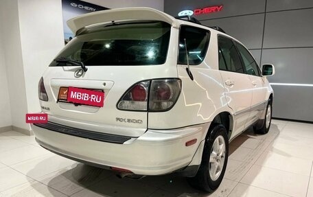 Lexus RX IV рестайлинг, 2000 год, 850 000 рублей, 6 фотография