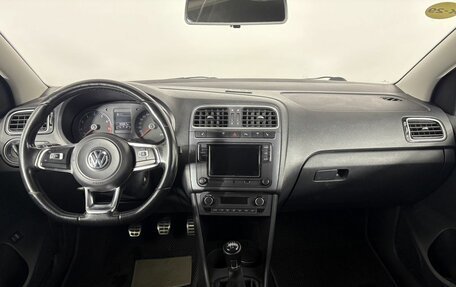 Volkswagen Polo VI (EU Market), 2018 год, 930 000 рублей, 13 фотография