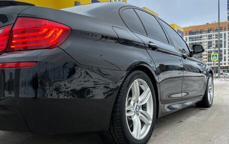BMW 5 серия, 2015 год, 2 000 000 рублей, 3 фотография