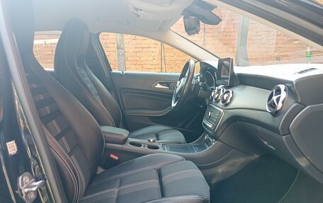 Mercedes-Benz GLA, 2019 год, 3 800 000 рублей, 19 фотография