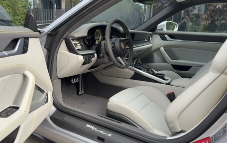 Porsche 911, 2022 год, 28 900 000 рублей, 24 фотография