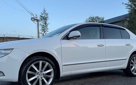 Skoda Superb III рестайлинг, 2012 год, 1 045 000 рублей, 5 фотография