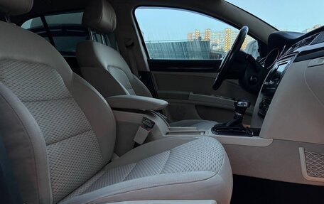 Skoda Superb III рестайлинг, 2012 год, 1 045 000 рублей, 2 фотография